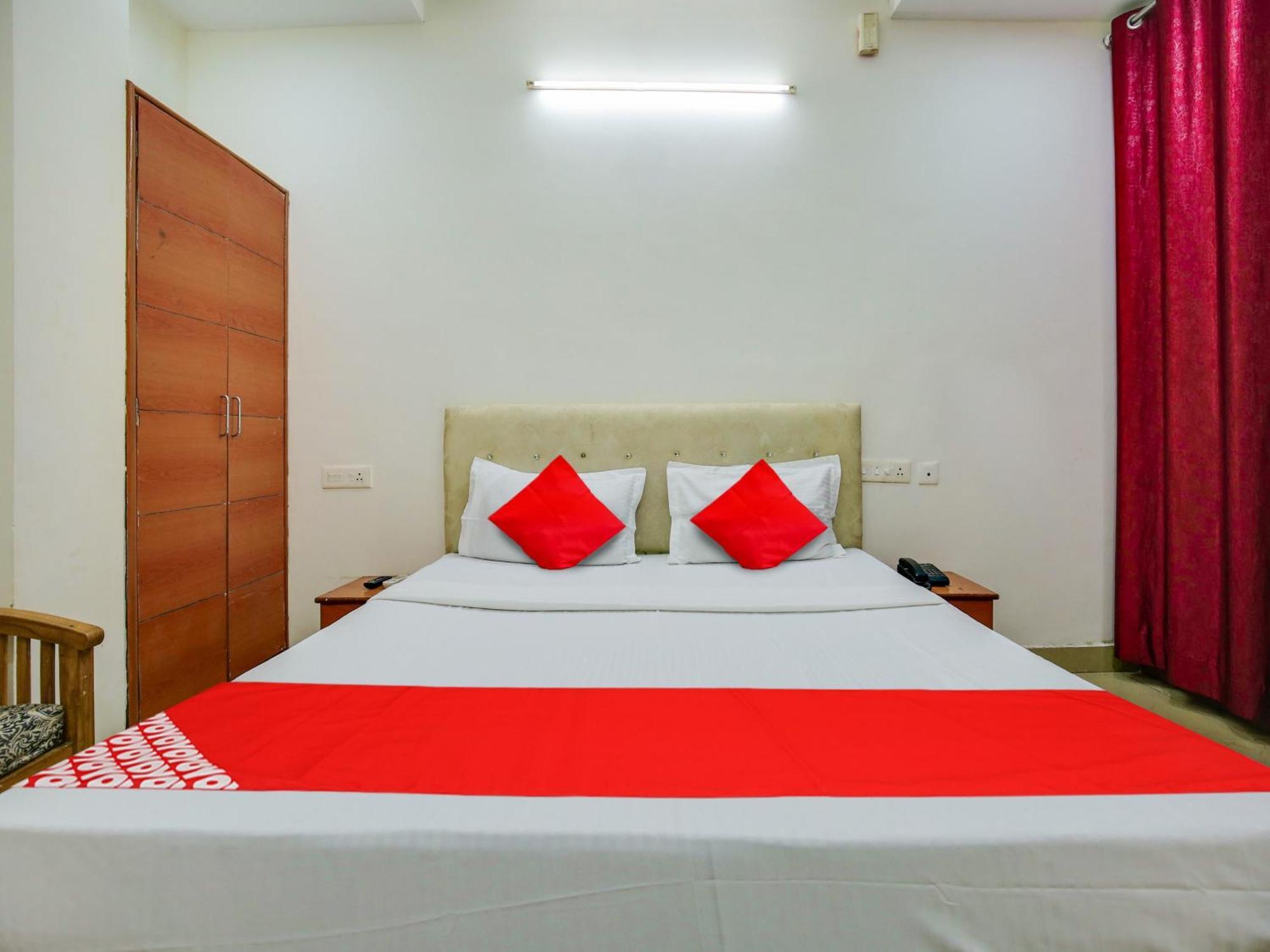 Hotel O Platinum Inn Nayagaon Luaran gambar